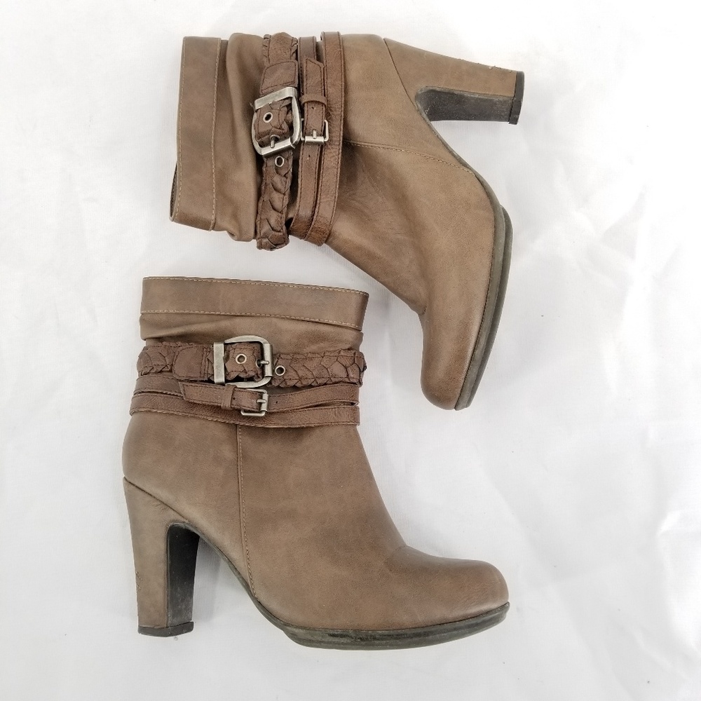 Pink & Pepper Brown Booties Women Size 6.5M